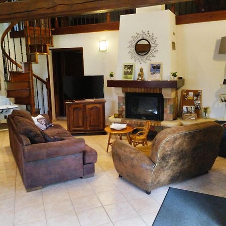 Maison Traditionnelle Normande Avec Piscine Hotot-en-Auge Exterior foto